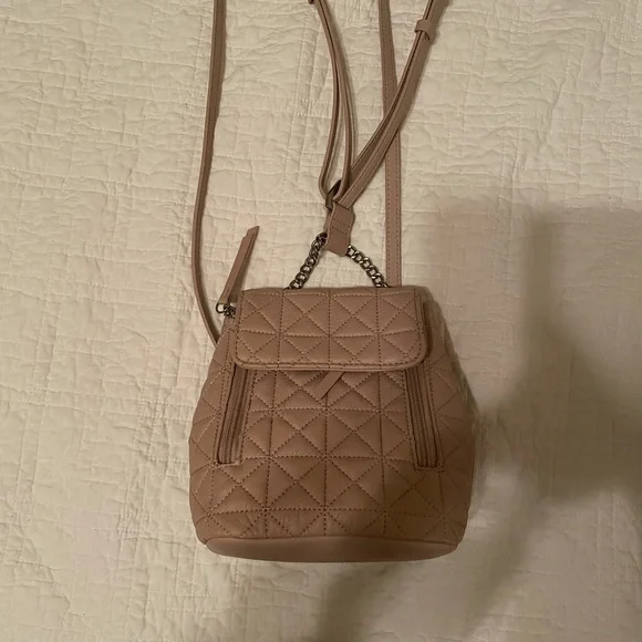 Zara | Bags | Zara Cream Blush Quilted Backpack | Poshmark display picture 2